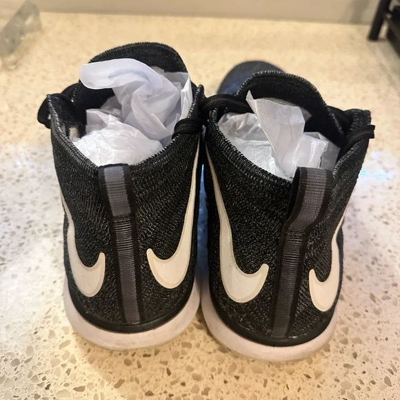 NIKE Training Sneakers - Picture 4 of 6